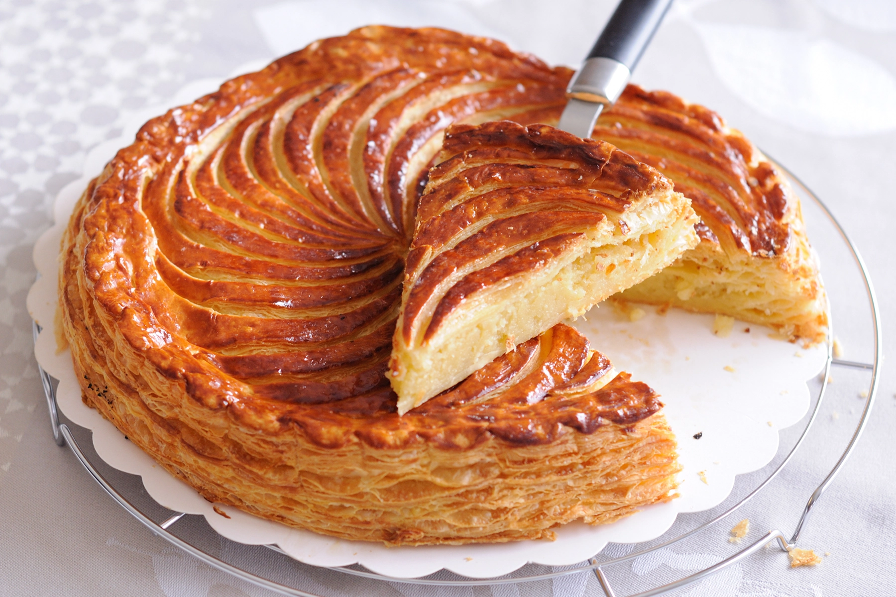 Galette des rois à la frangipane pâtissière - Recette par Cuisine